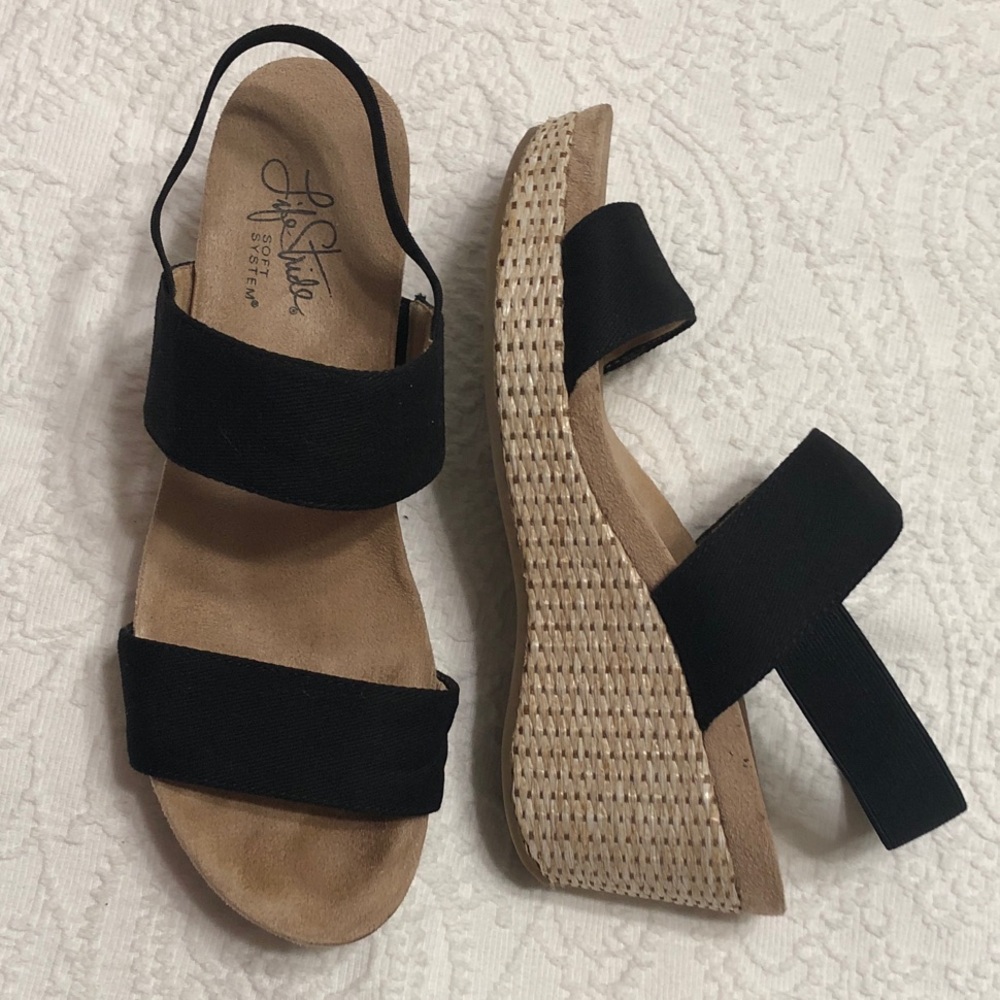 Life Stride Black Elastic Strap Wedge Sandals Size 8M